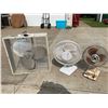 Image 1 : FANS, LOT OF 3
