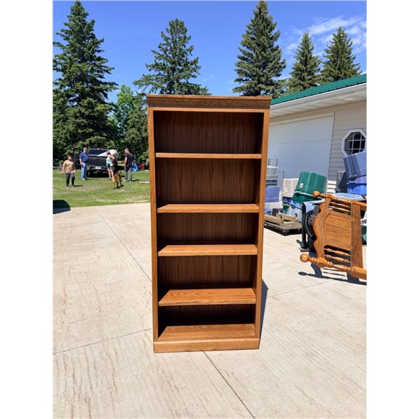 TRADITIONAL WOOD BOOKCASE
