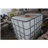 Image 2 : 2 Poly Tanks (1000 L) and 2 Poly Barrels (45 Gal)