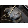 Image 5 : Continental Machinery Co. Thickness Planer, 20" W, 5 HP