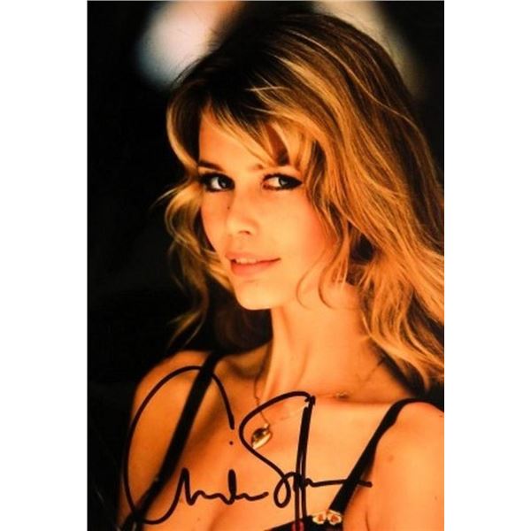 Super Model Claudia Schiffer signed portrait photo