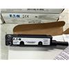 Image 3 : Lot of (10) Eaton #11100RQD07 Photoelectric Sensors
