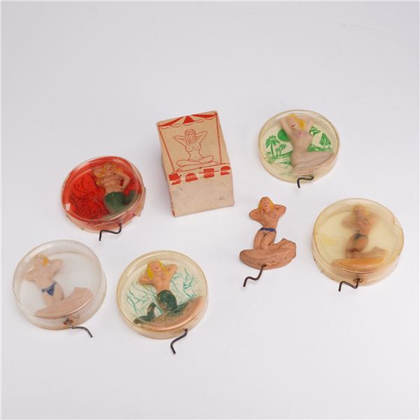 7pc Mid-Century Gay Style Novelty Mechanical Wiggle Figures with Original Box