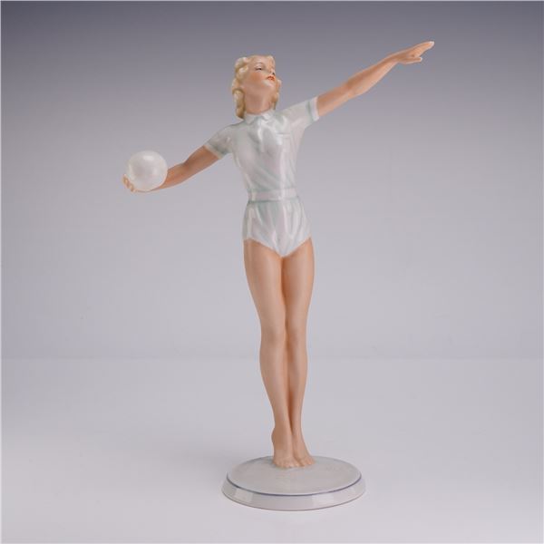 Schaubach Kunst Art Deco Porcelain Volleyball Player Figurine