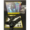 Image 6 : LED Flashlight Gloves - Batteries Included - Great for Precision Work, Outdoors, Crafting - New