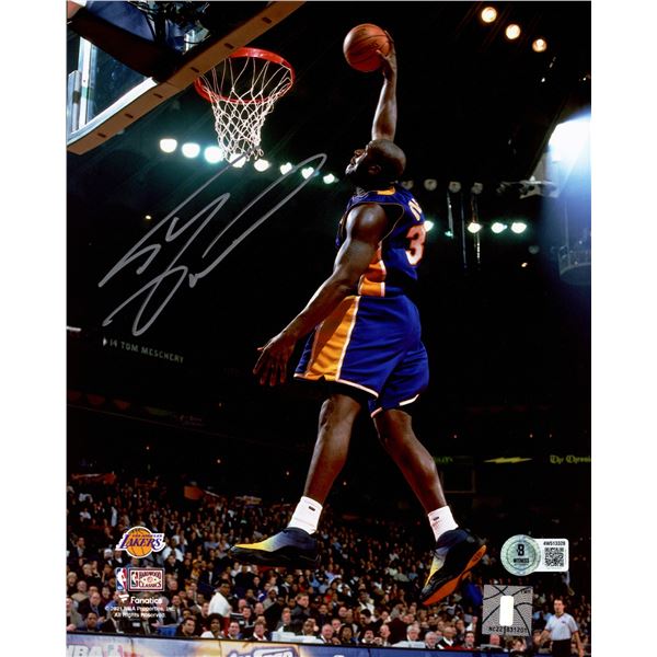 SHAQUILLE O'NEAL SIGNED 16 X 20  - BECKETT COA