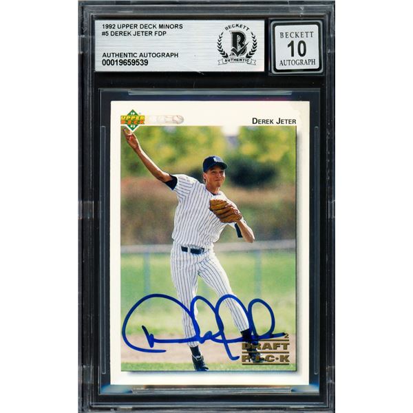 1992 UPPER DECK MINORS DEREK JETER SIGNED DRAFT PICK TRADING CARD - BECKETT AUTOGRAPH GRADE 10