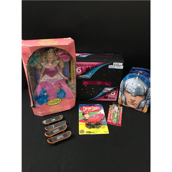 COLLECTION OF TOYS