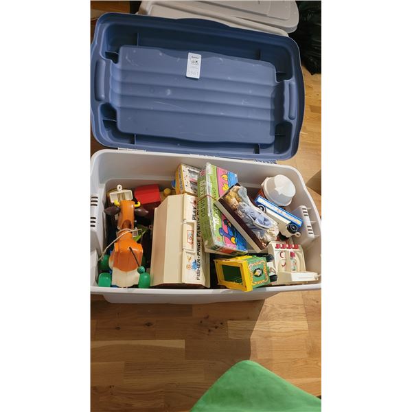 Toys, Tote A