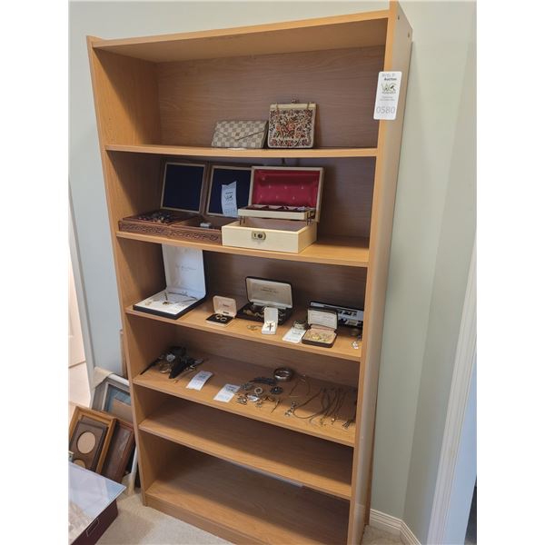 Bookshelf C