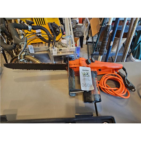 Remington Chain Saw C