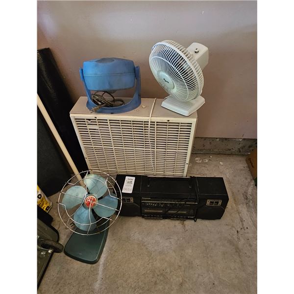 Fans & Rdio Cassett C