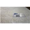 Image 3 : G4 QUEEN MATTRESS STORE DEMO 10 3/4" THICK