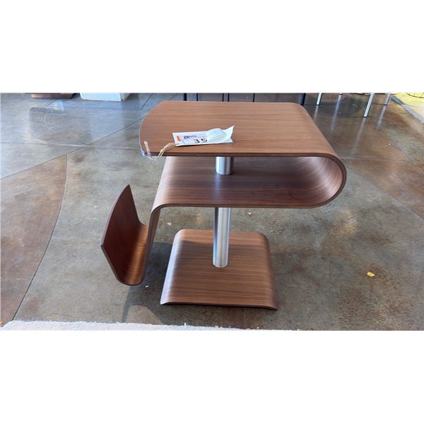 CONFORM TIMEOUT TABLE. THIS UNIQUE TABLE CAN BE USED IN A LIVING ROOM OR ANYWHERE. CREATIVE CURVED