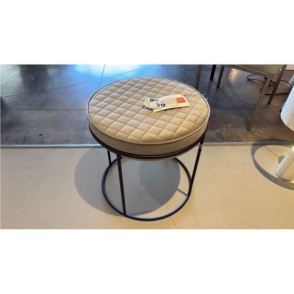 CALLIGARIS ATOLLO OTTOMAN STOLL. VENICE SAND FABRIC WITH BLACK SATIN METAL FRAME.