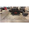 Image 4 : CALLIGARIS ARABIA AREA RUG. COTTON AND CHENILLE. 9'9" X 6'8" RETAIL $2250