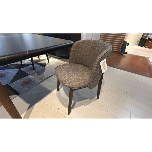 CALLIGARIS MADE IN ITALY SET OF 6 DINING CHAIRS. ABREY CURVED BACK REST. SOLID ASH WOOD WITH