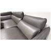 Image 3 : BELLINI MODERN LIVING MADE IN ITALY LEFT HAND FACING SECTIONAL WITH ONE POWER RECLINER. GREY FULL