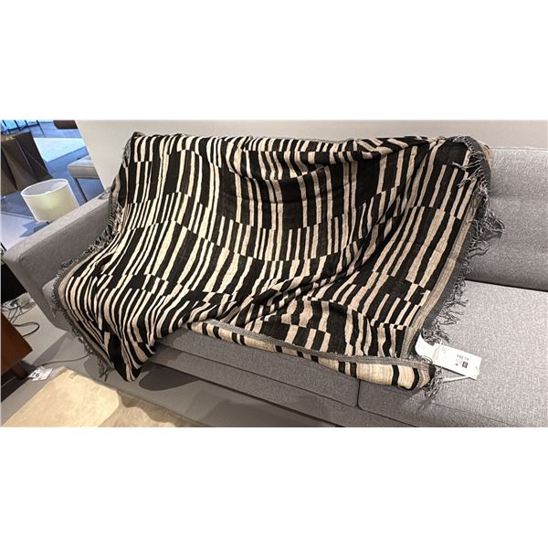 MEDINA THROW. 6' X 4'6" 60% COTTON 40% SILK