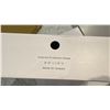 Image 2 : EQ3 CONNER 19" ROUND MIRROR. BLACK FRAME. 2" DEEP
