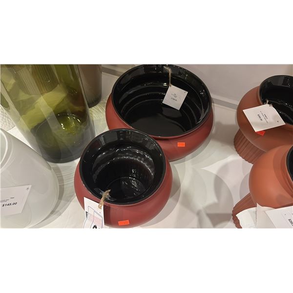 IONICO VASE AND BOWL. CERAMIC MATTE OXIDE. RETAIL $620