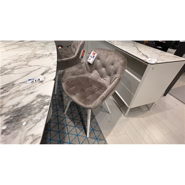 4 CALLIGARIS IGLOO CHAIRS WITH WRAPAROUND SHELL AND WOOD BASE. SHELL VENICE SAND FABRIC.