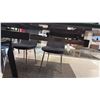 Image 7 : BELLINI ITALIAN PESARO DINING TABLE. TWO HIDDEN LEAVES. 71" X 40". CAN EXTEND TO 87" OR 102"