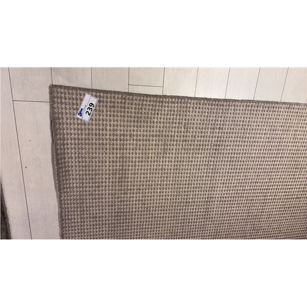 CALLIGARIS 10' X 6'6" AREA RUG.