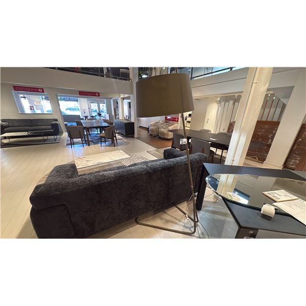 CALLIGARIS MADE IN ITALY LAMP. RETAIL $1200. FOOT SWITCH. GREAT FOR A READING SPOT. WONDERFUL