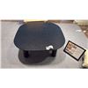 Image 1 : EQ3 COFFEE TABLE