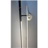 Image 3 : FOUNT FLOOR LAMP