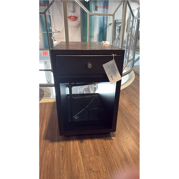 KAPLAN SIDE TABLE