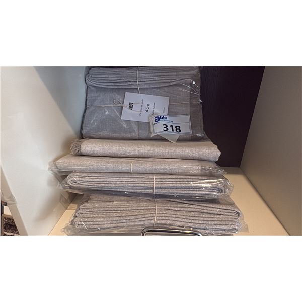 GROUP OF 7 EQ3 ACRE TABLE RUNNERS