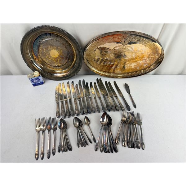 53 pcs Silverware & 2 trays