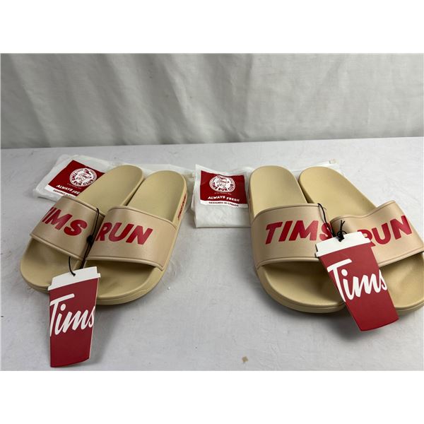 2 pr Tims Run Club Slides (new in original packaging)