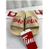 Image 2 : 2 pr Tims Run Club Slides (new in original packaging)