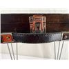 Image 6 : Jewlery Display case table