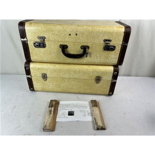 Suitcase shelves, yellow with brown trim