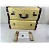 Image 1 : Suitcase shelves, yellow with brown trim