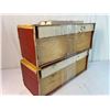 Image 4 : Suitcase shelves, Red with yellow trim