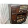 Image 3 : Columbia Radio Bar