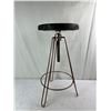 Image 1 : Spinning stool