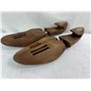 Image 1 : Vintage shoe keepers
