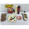 Image 1 : Assorted vintage children's tin toys lot