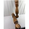 Image 3 : 2 Ornate wooden table legs