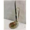 Image 1 : Decorative Vintage Preserved Flower Pen Holder