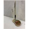 Image 2 : Decorative Vintage Preserved Flower Pen Holder