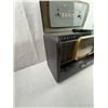 Image 3 : 1951 Zenith Trans-Oceanic H500 Radio