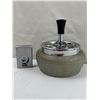 Image 1 : Vintage Spinning Cigar Ashtray & Oilers Zippo