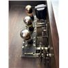 Image 5 : 1927 Crosley "Coffin Style" Antique Radio